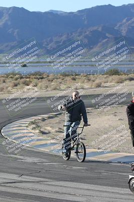 media/Jan-15-2026-Racers Edge (Thu) [[dfebeb70ab]]/1-Around the Pits-Track Walk/
